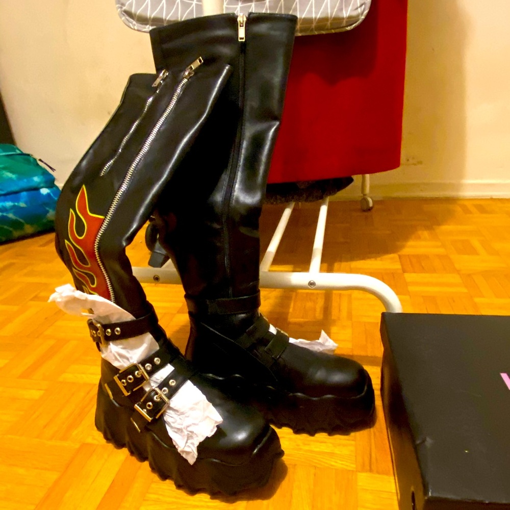 Chunky Motor Boots 👢